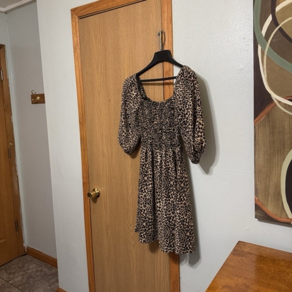 Everly Medium Multi-Color w/Leopard Print Smocked Above-Knee A-Line Dress - EUC